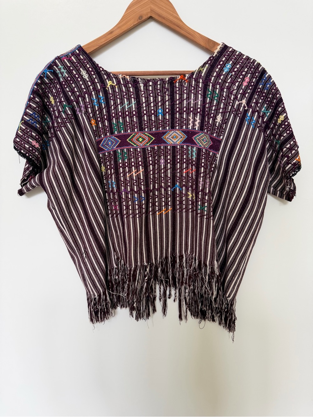 Maroon embroidered top - Picture 3 of 6